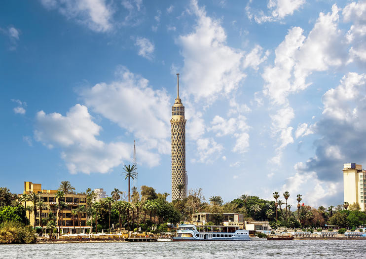 أماكن سياحية عائلية في القاهرة - برج القاهرة